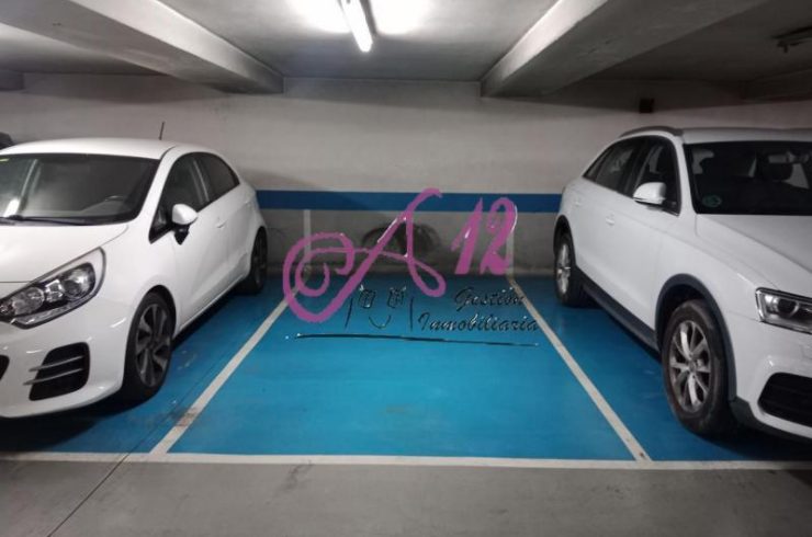 Alquiler parking en calle correos Valencia