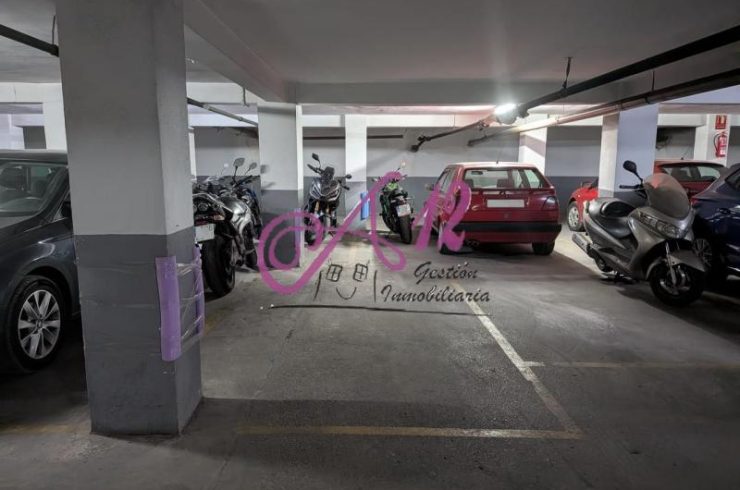 Alquiler parking para moto calle Montesa